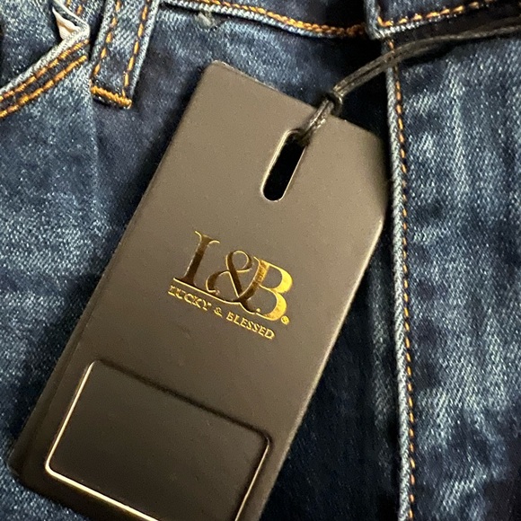 L&B Mid Wash Bell Bottom Jeans W Leg Insert-NWT. NEW ITEM. - Picture 7 of 8